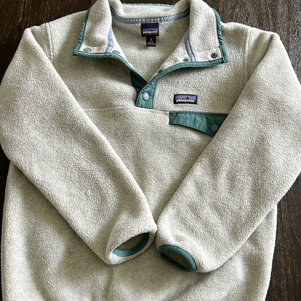 Girls pullover fleece